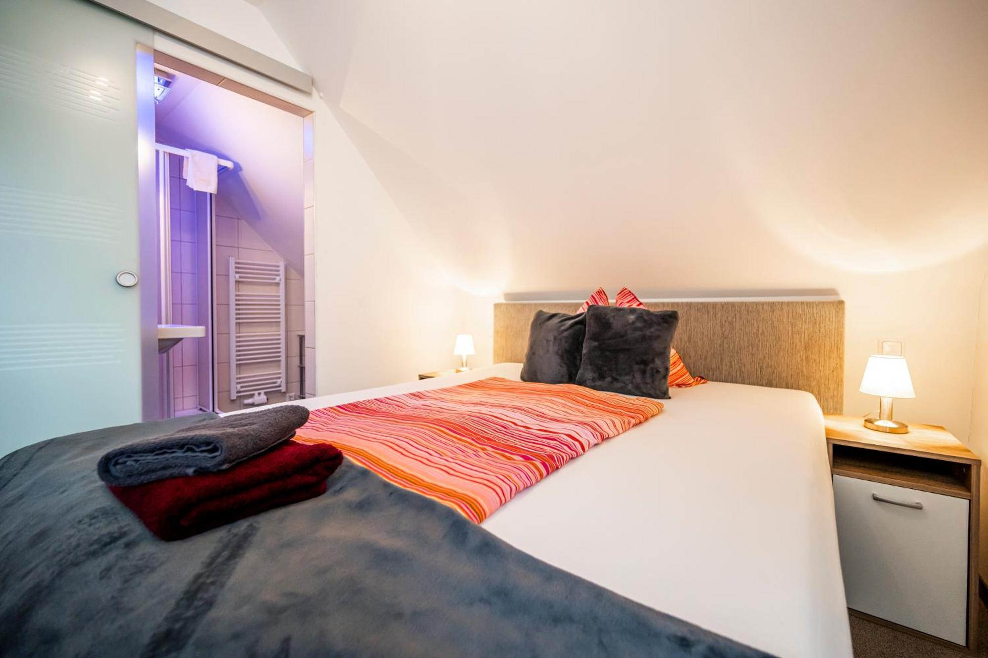 Die Schlafstube - Bed & Breakfast Цельтвеґ Екстер'єр фото